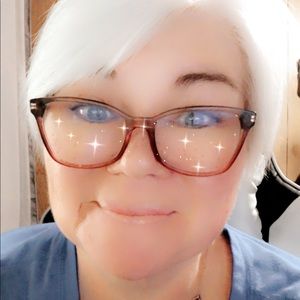 Meet your Posher, Karla